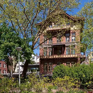 https://stayokay-amsterdam-vondelpark.ihotelsrotterdam.com