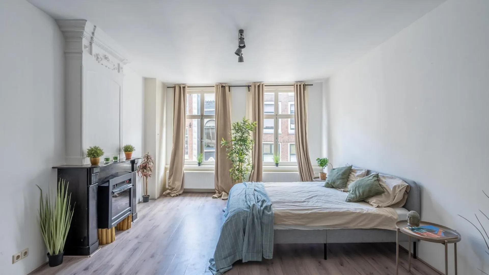 Pensionat Penthouse Amsterdam Dam Square Hotell